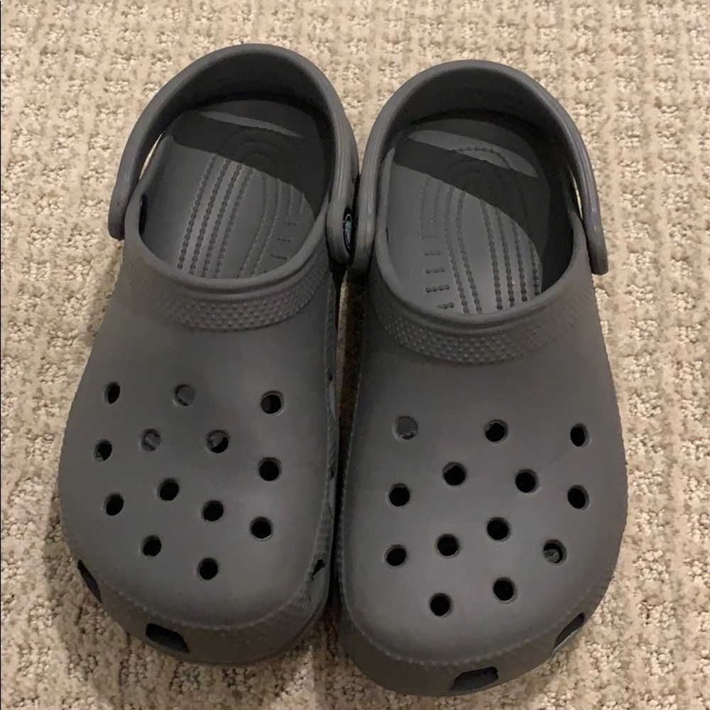 classic crocs